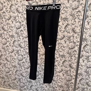 Nike Pro Dri-fit leggings, size medium